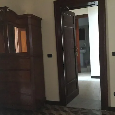 Marina Bed & Breakfast 3*